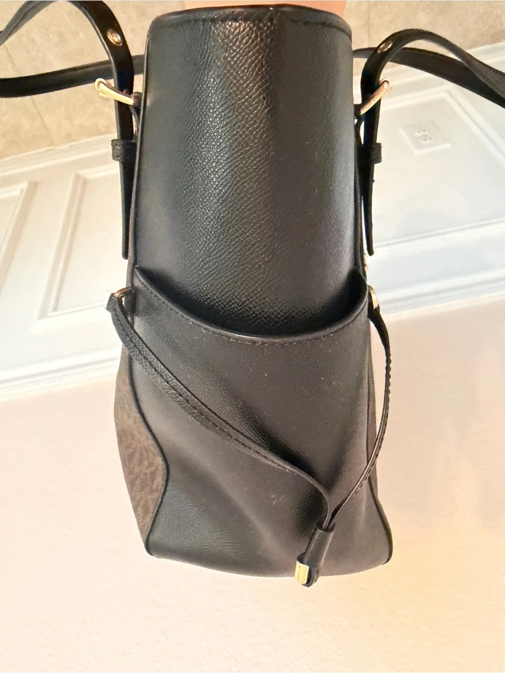 Michael Kors Voyager Signature Logo Tote Bag Brown Black